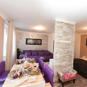 Traditional Tav - Design Apartment