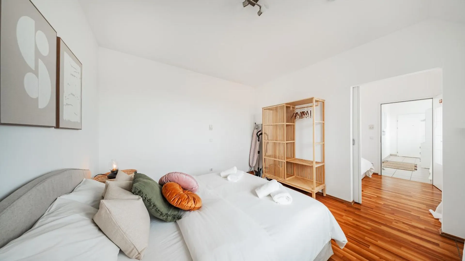 Rooftop City View Haven Apartment Vienna