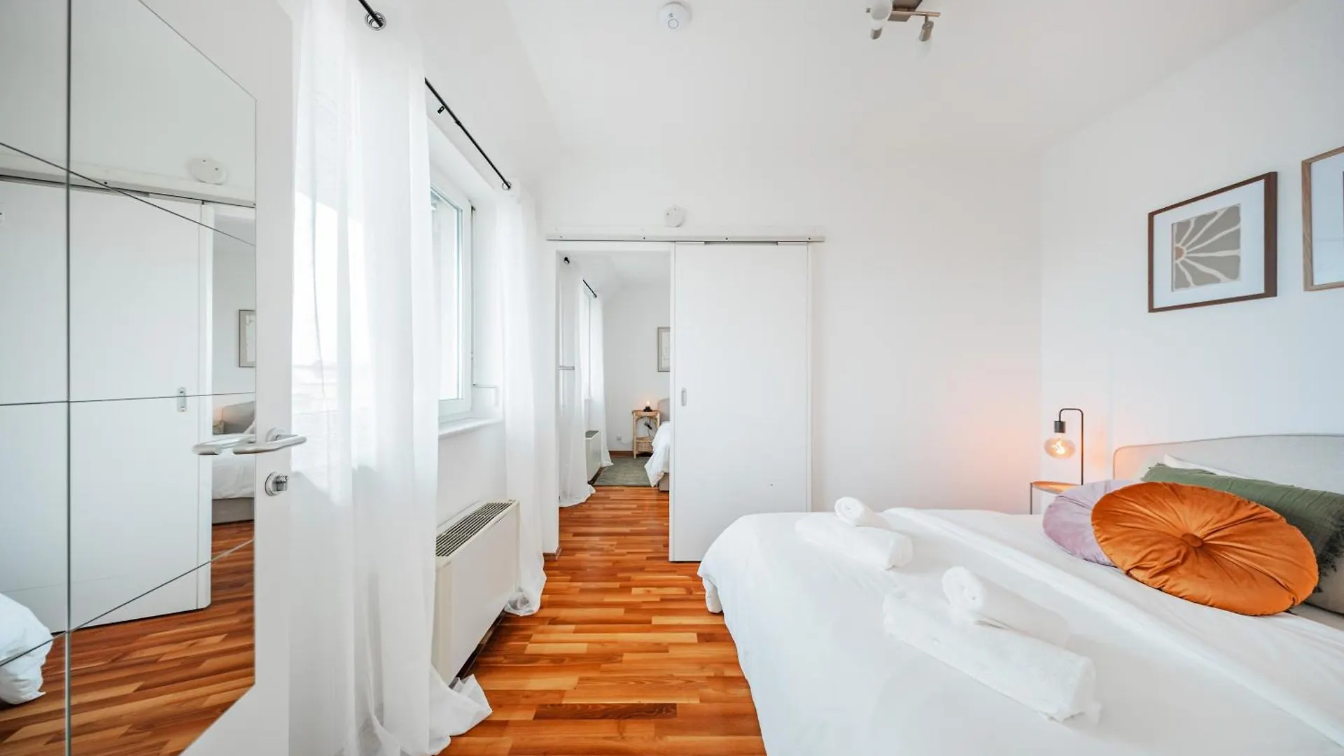 Rooftop City View Haven Apartment Vienna