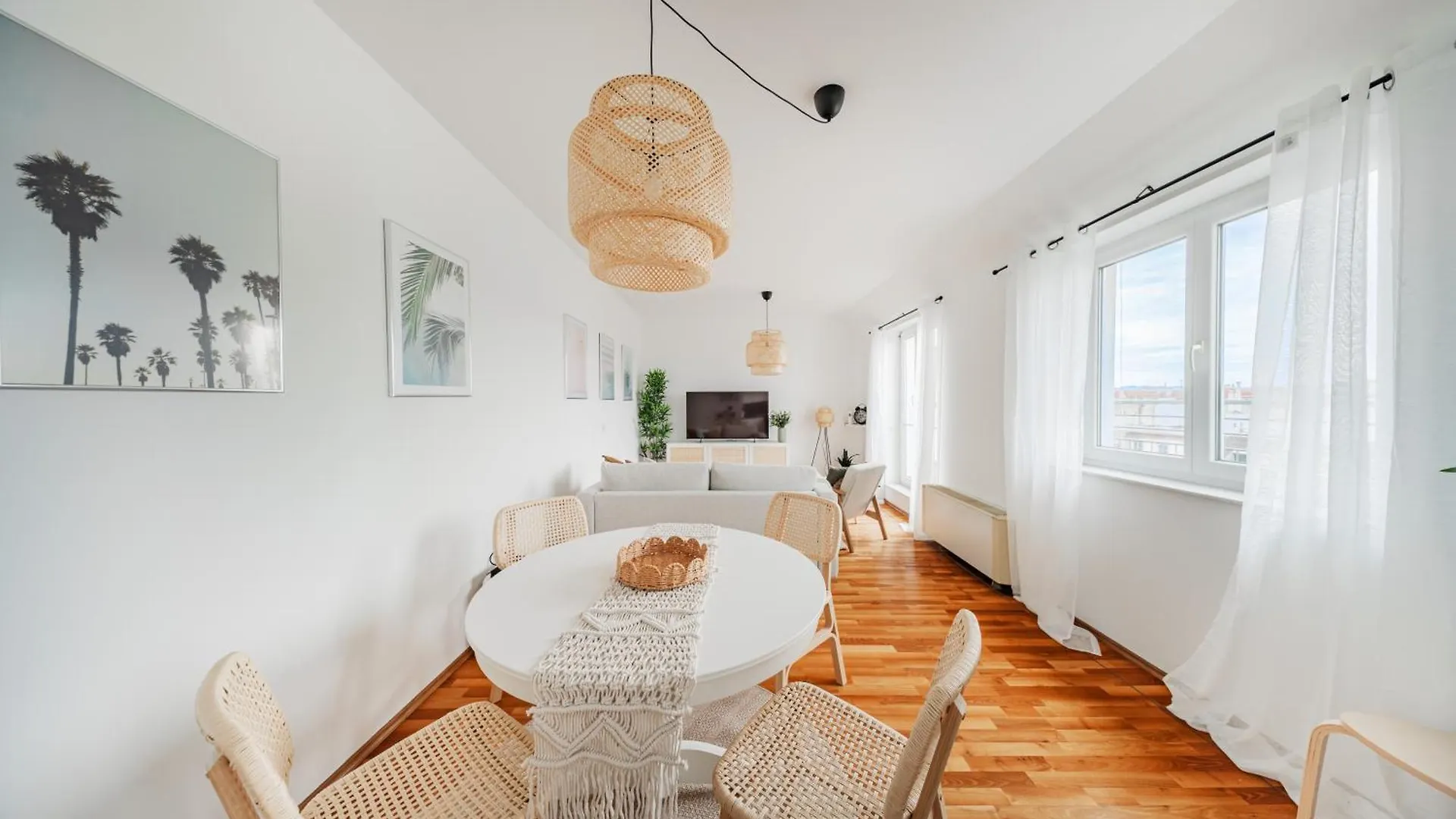 Rooftop City View Haven Apartment Vienna 0*,  Austria