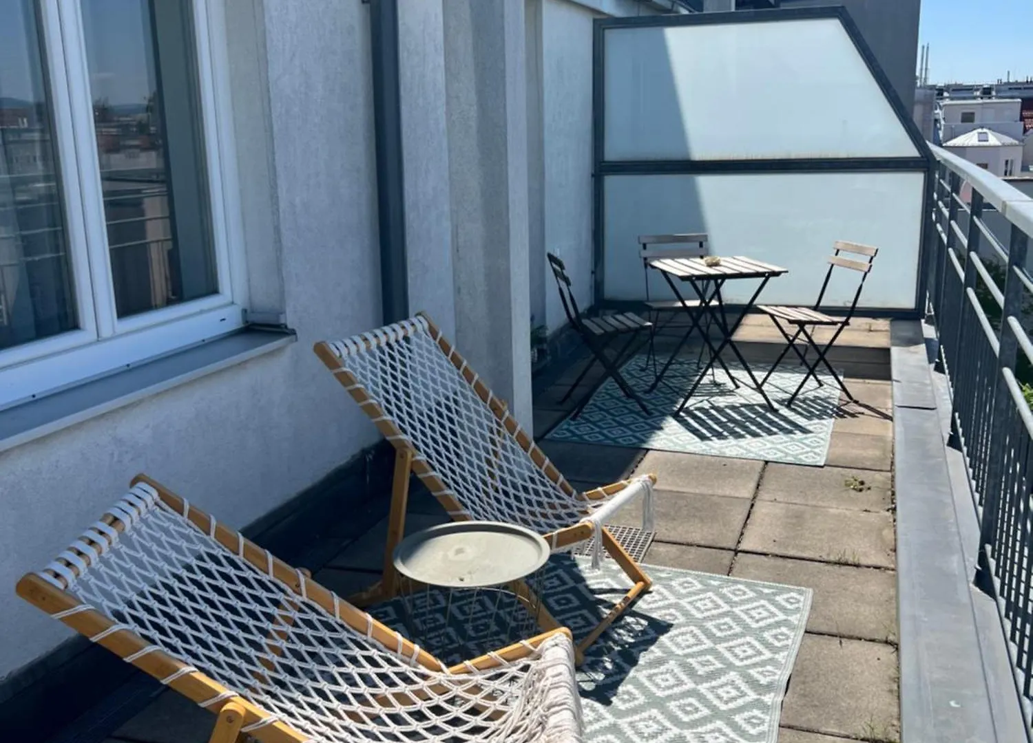 Rooftop City View Haven Apartment Wien